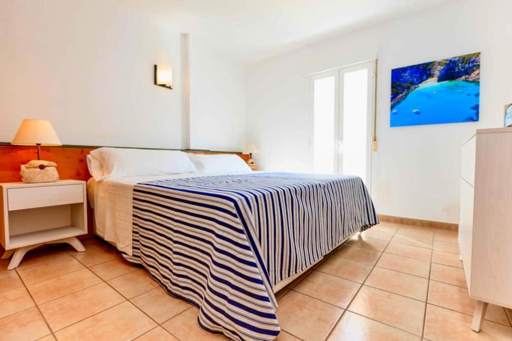 Apartamentos Sa Varadero 3S Con Vista Mare Laterale Es Pujols Exterior photo